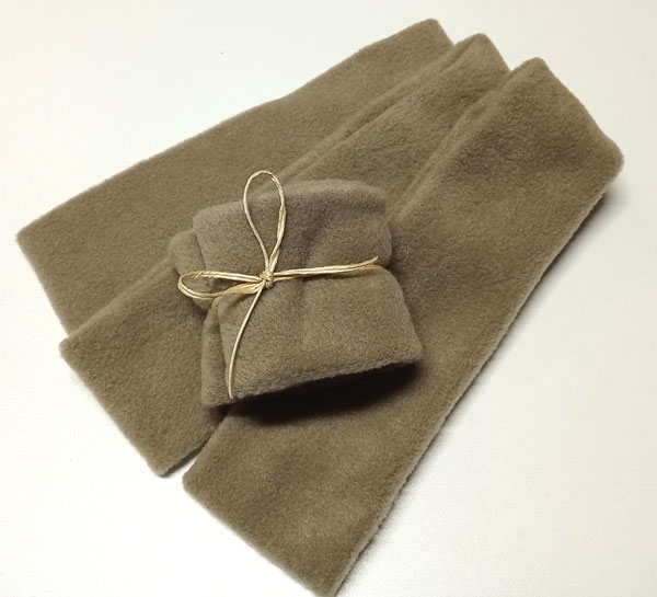 čelenka fleece béžovošedá 5600.4a